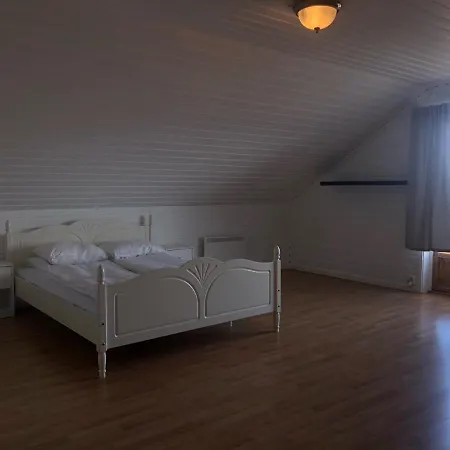 캠프장 Lundhogda Og 파우스케