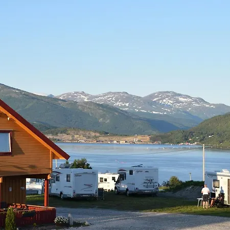 Lundhogda Og Campsite 2*