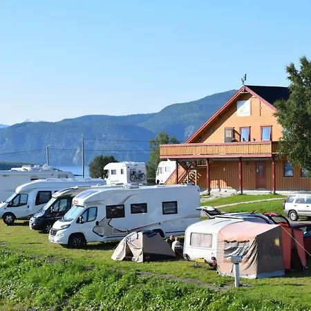Lundhogda Og Campsite
